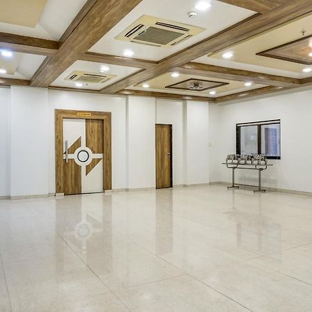 Townhouse Oak Regal Inn Near Sant Tukaram Nagar Metro Station Pimpri-Chinchwad Ngoại thất bức ảnh