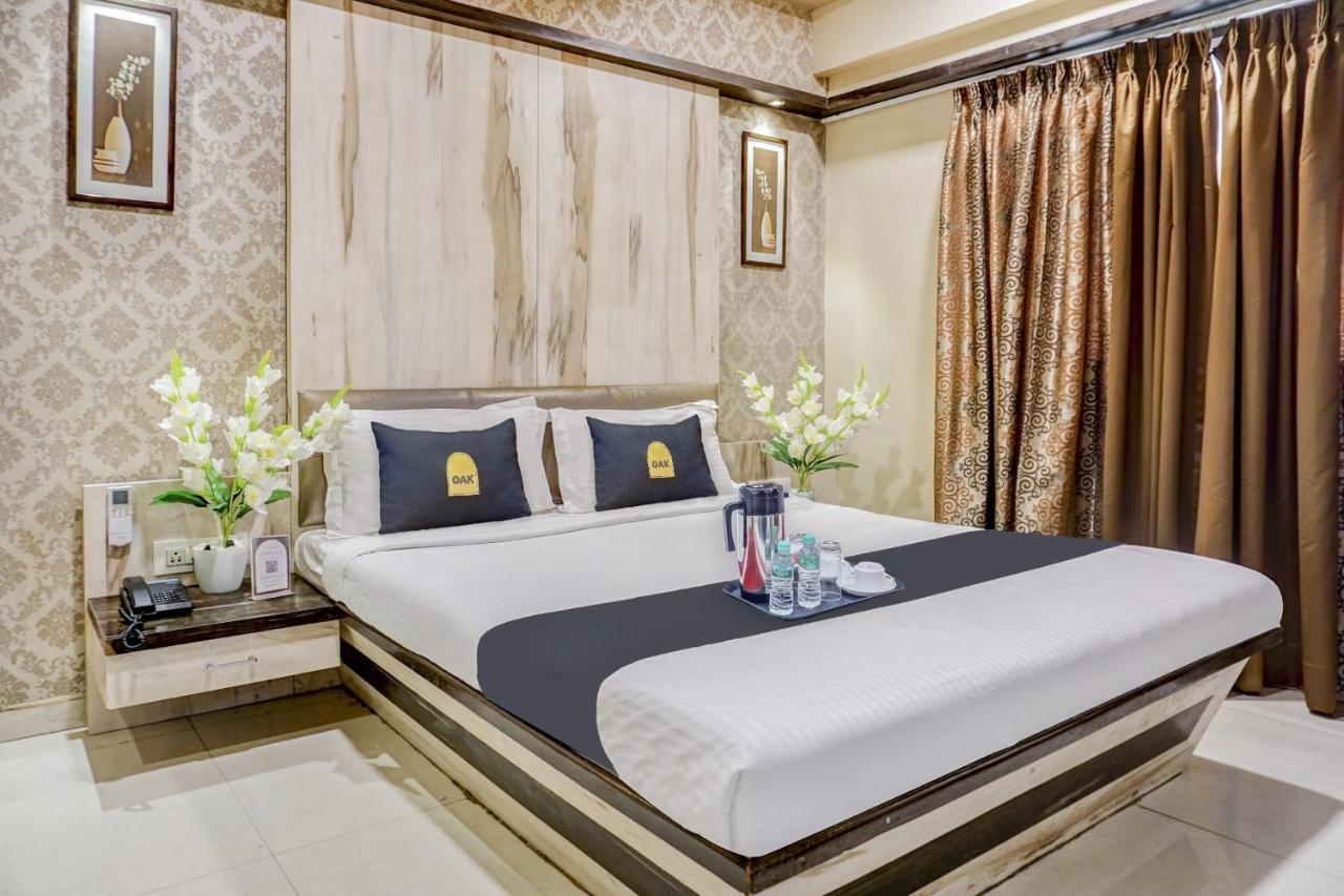 Townhouse Oak Regal Inn Near Sant Tukaram Nagar Metro Station Pimpri-Chinchwad Ngoại thất bức ảnh